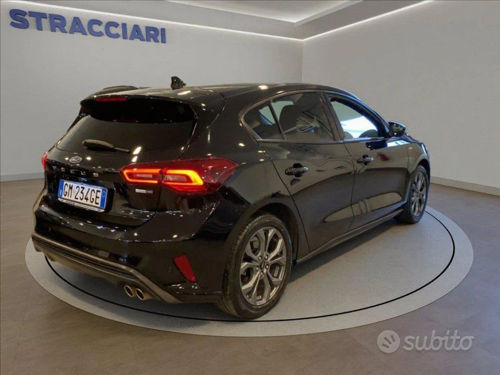 Ford Focus 2023 photo 4