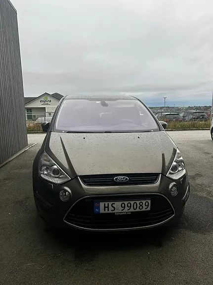 Ford S-Max 2011 photo 2