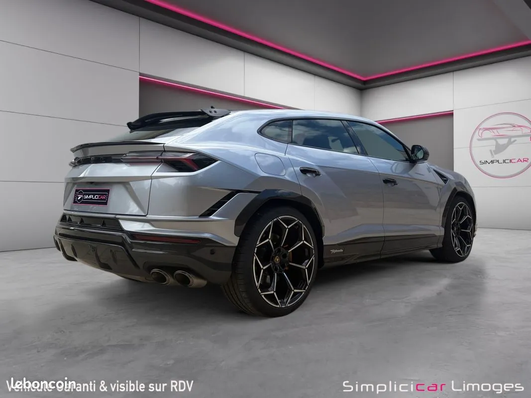 Lamborghini Urus 2028 photo 5