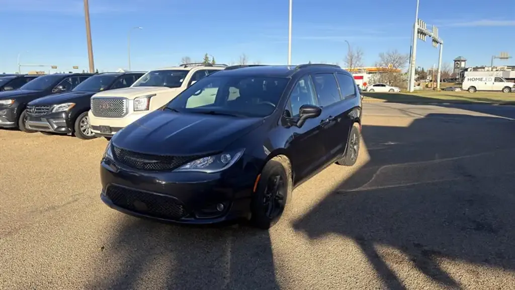 Chrysler Pacifica 2020 photo 3
