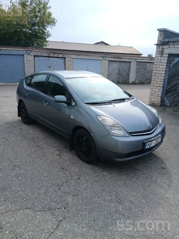 Toyota Prius 2005 photo 2