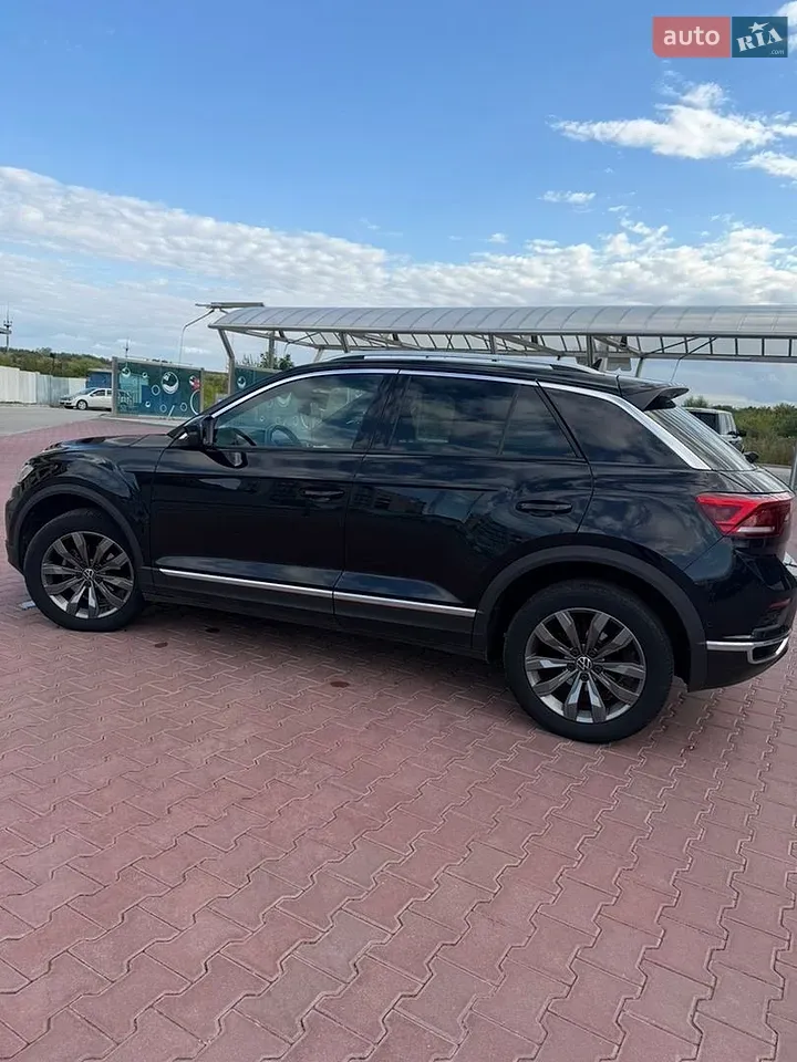 Volkswagen T-Roc 2021 photo 3