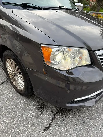 Lancia Voyager 2015 photo 5