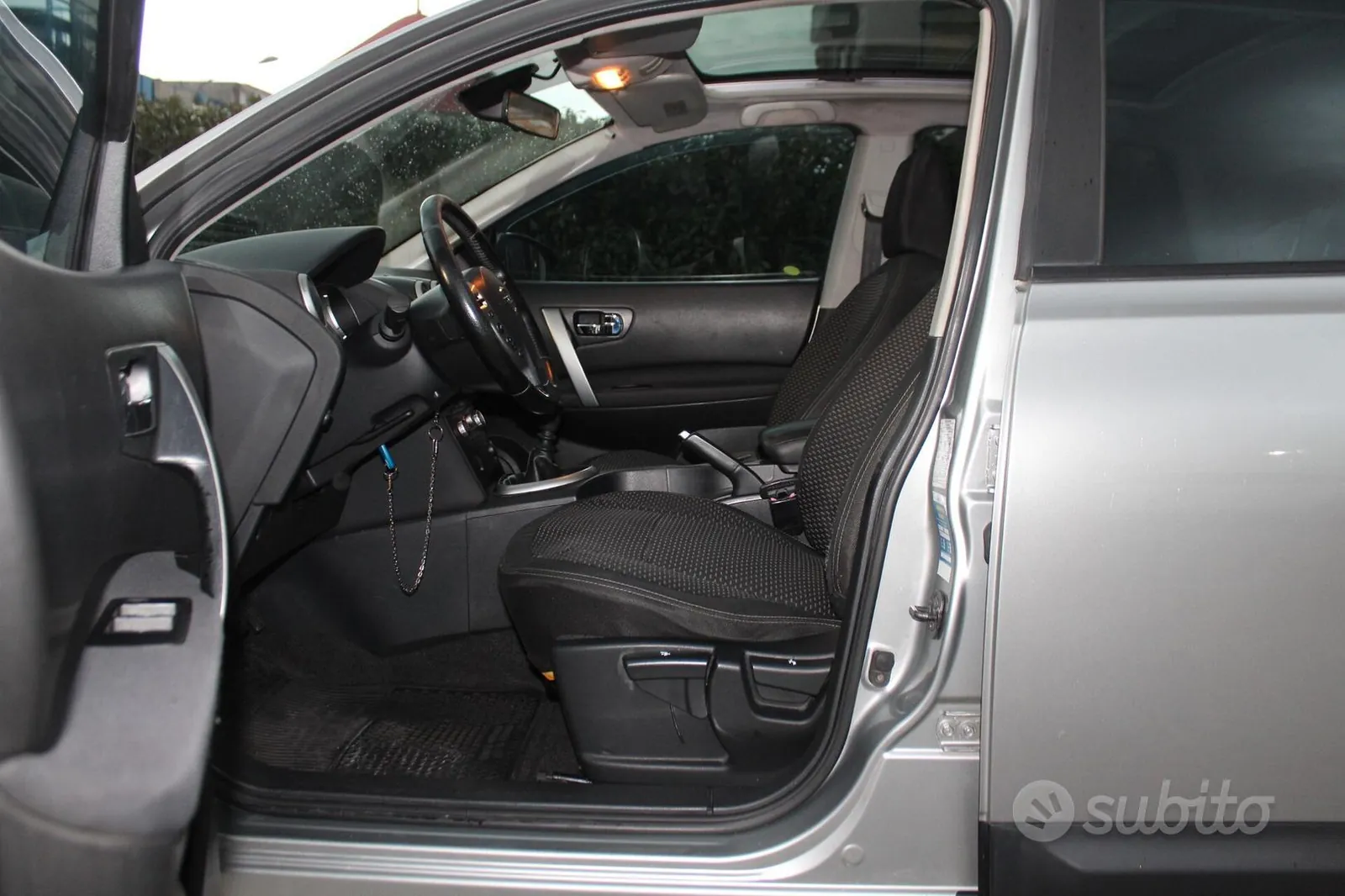 Nissan Qashqai 2009 photo 5