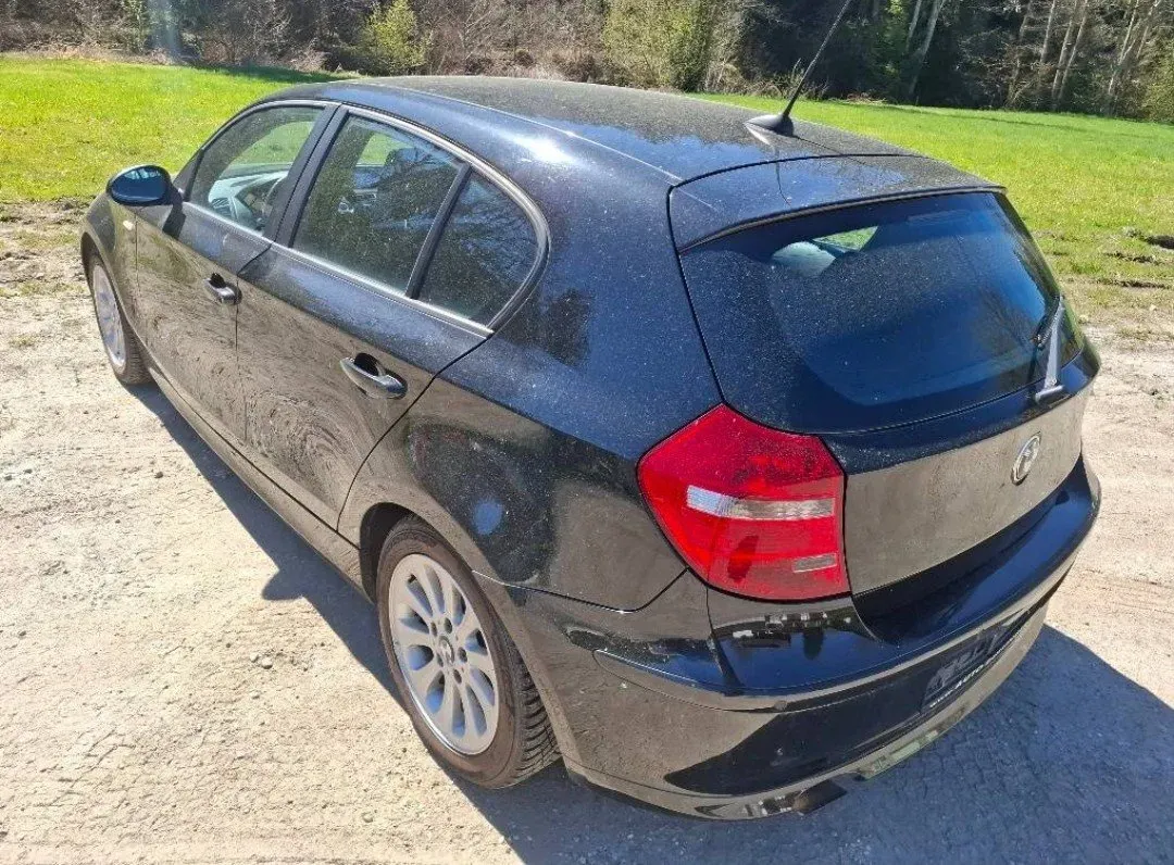 BMW 1 Series 2008 photo 2