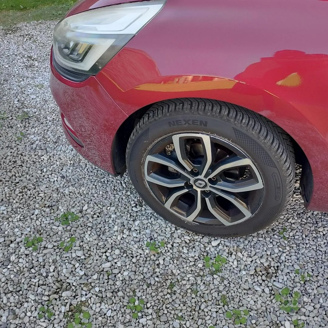 Renault Clio 2017 photo 2