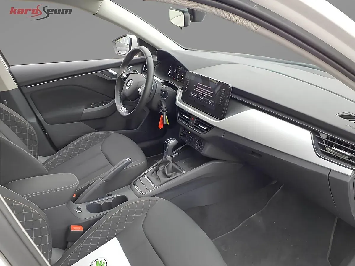 Skoda Scala 2023 photo 3