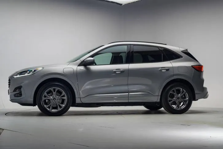 Ford Kuga 2024 photo 2