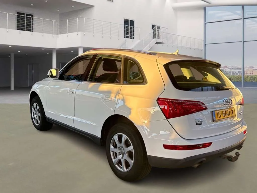 Audi Q5 2010 photo 4