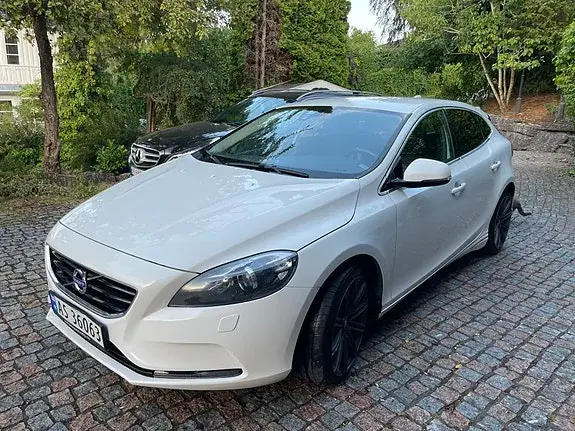 Volvo V40 2013 photo 4