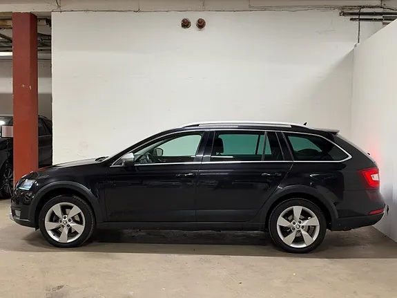 Skoda Octavia Scout 2019 photo 5