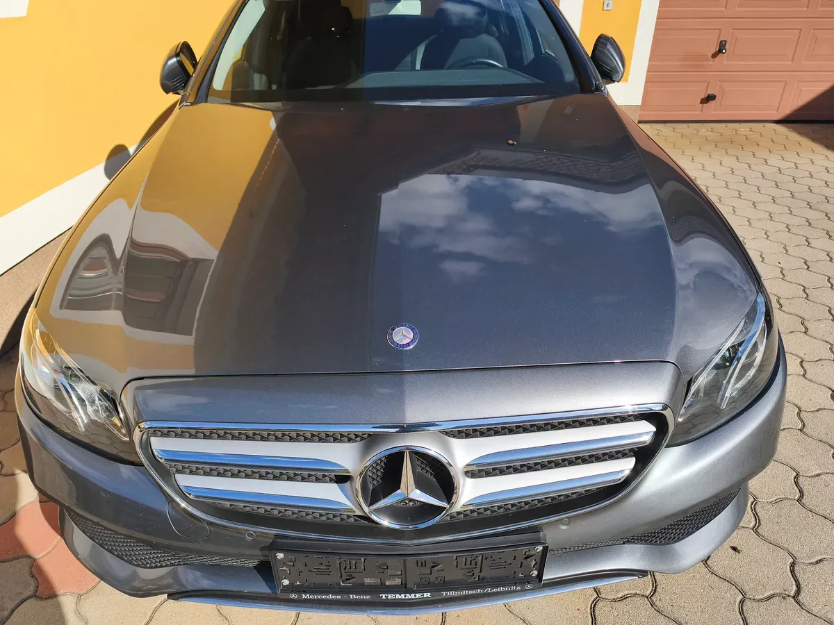 Mercedes-Benz E-Class 2017 photo 2