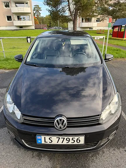 Volkswagen Golf 2012 photo 2