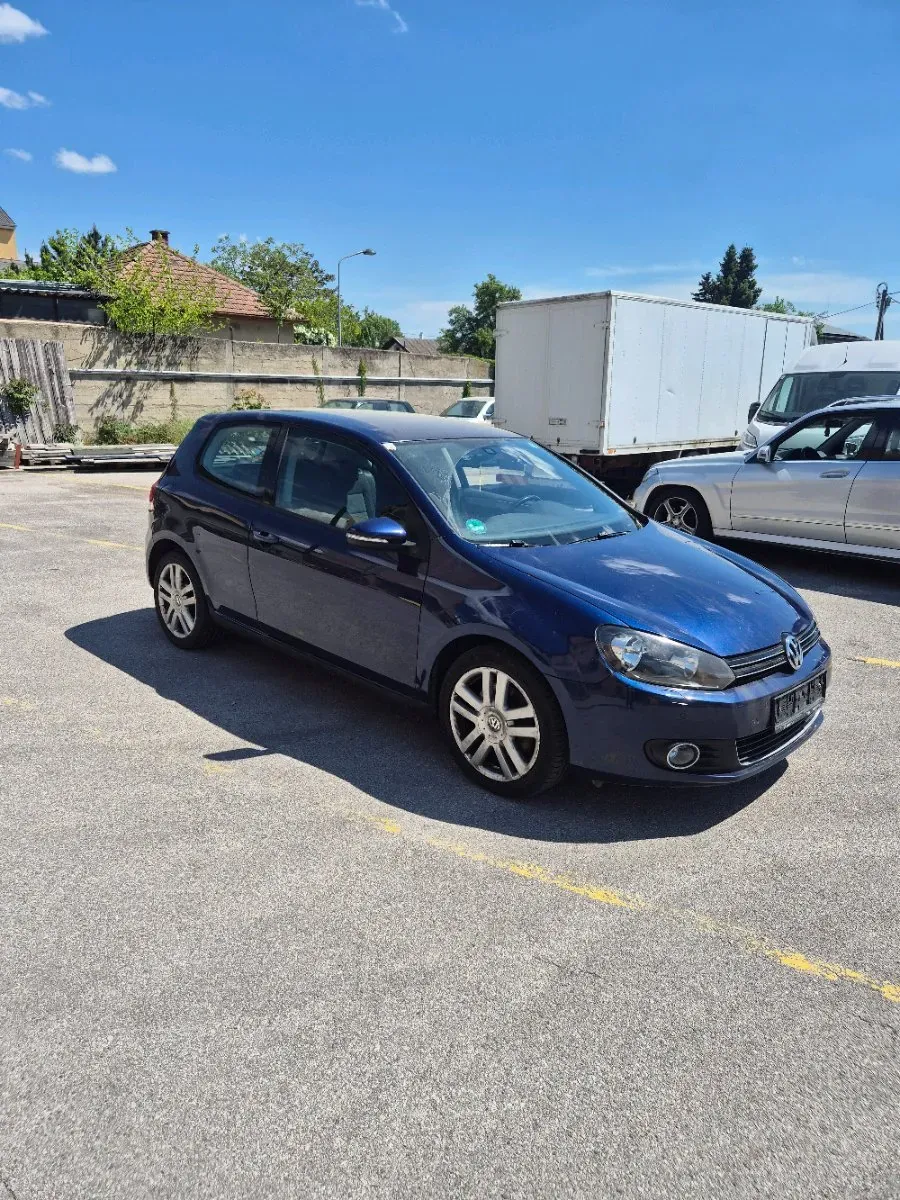 Volkswagen Golf 2009 photo 2