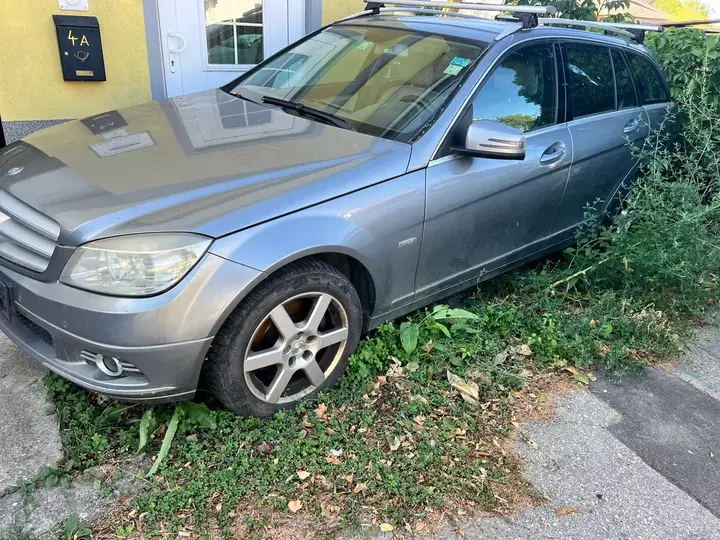 Mercedes-Benz C-Class 2007 photo 2