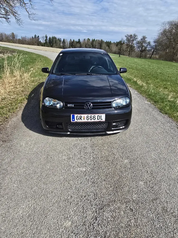 Volkswagen Golf 2003 photo 3