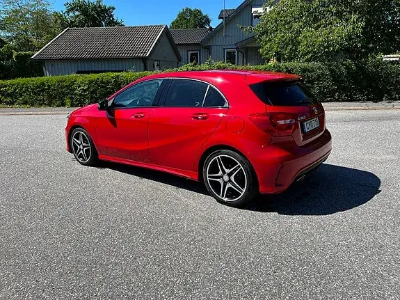 Mercedes-Benz A 180 2015 photo 5