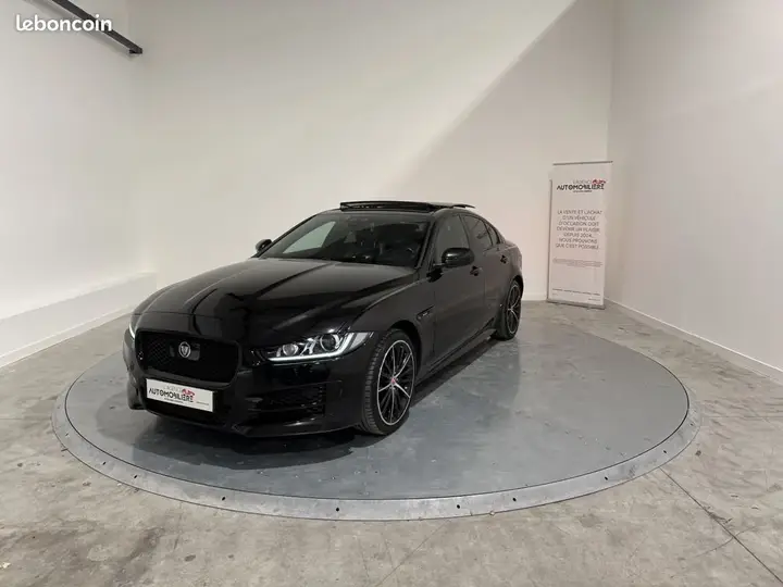 Jaguar Xe