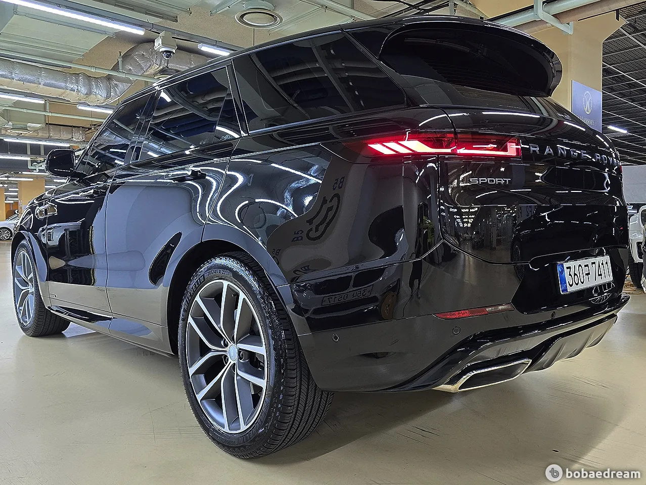 Land Rover Range Rover Sport 2025 photo 3