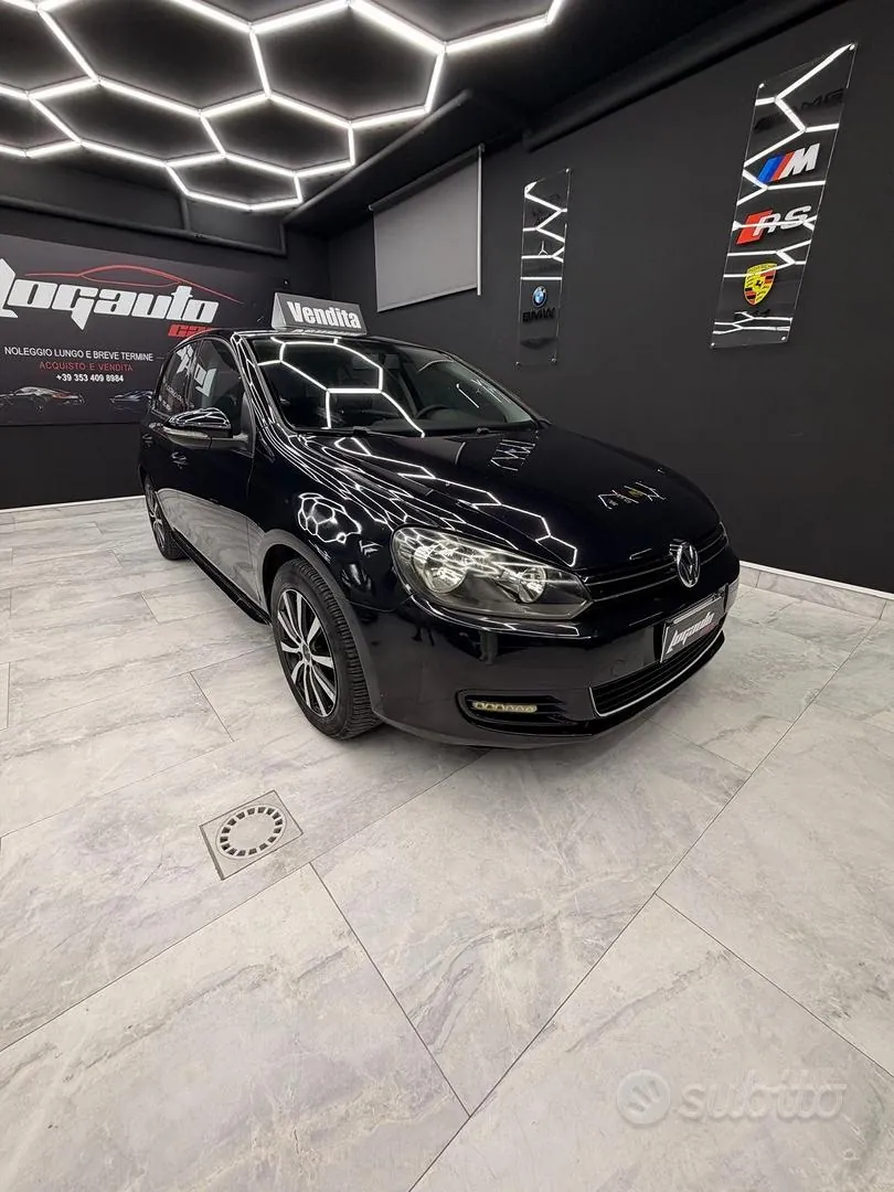 Volkswagen Golf 2012 photo 2