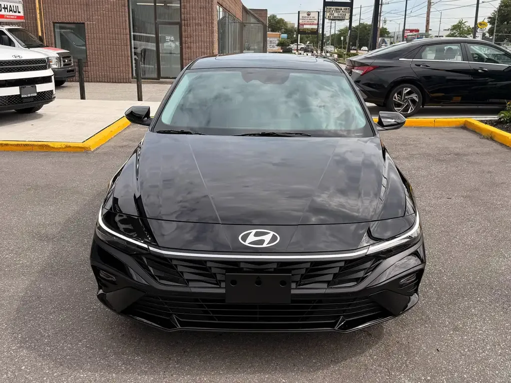 Hyundai Elantra 2026 photo 2