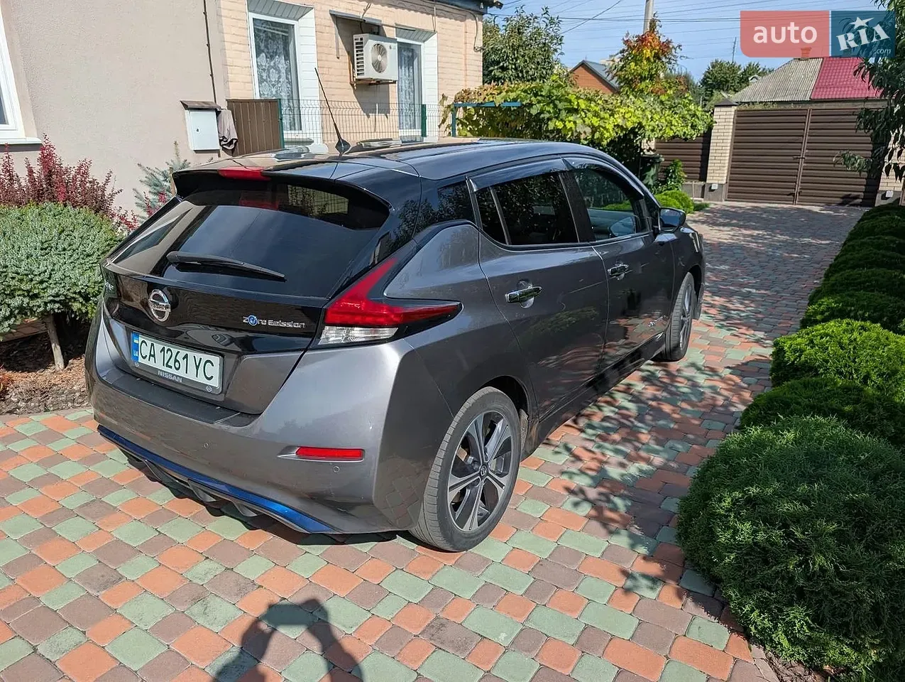 Nissan Leaf 2019 photo 5