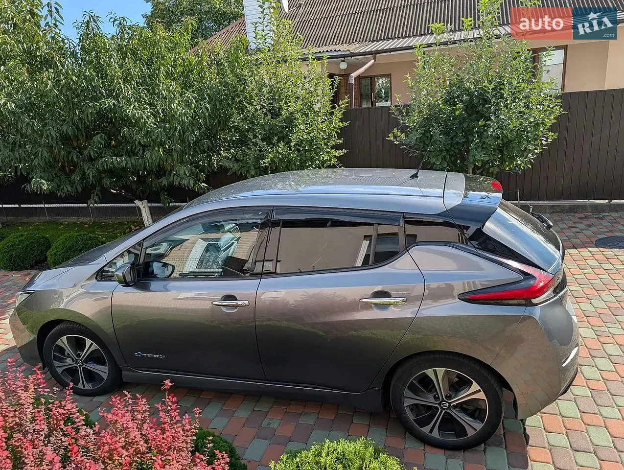 Nissan Leaf 2019 photo 4