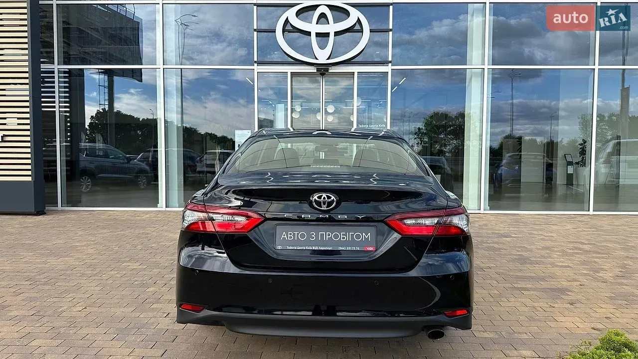 Toyota Camry 2021 photo 4