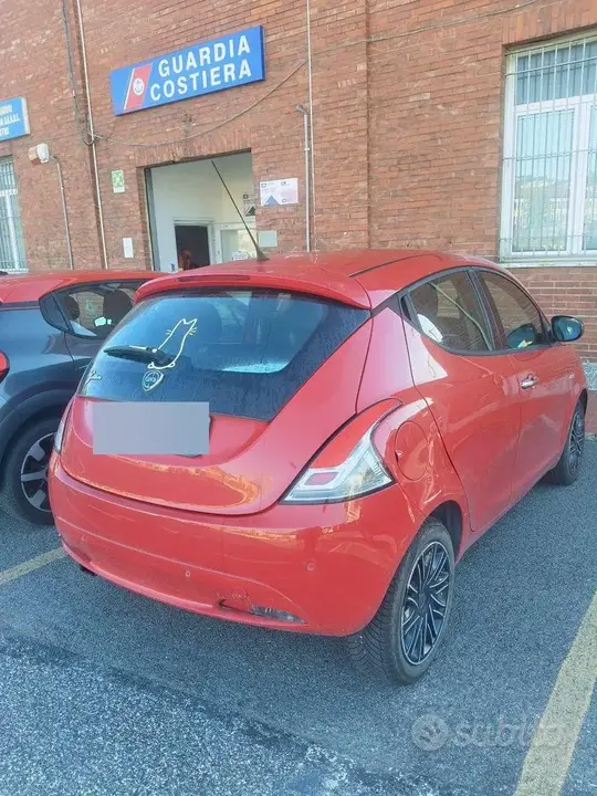 Lancia Ypsilon
