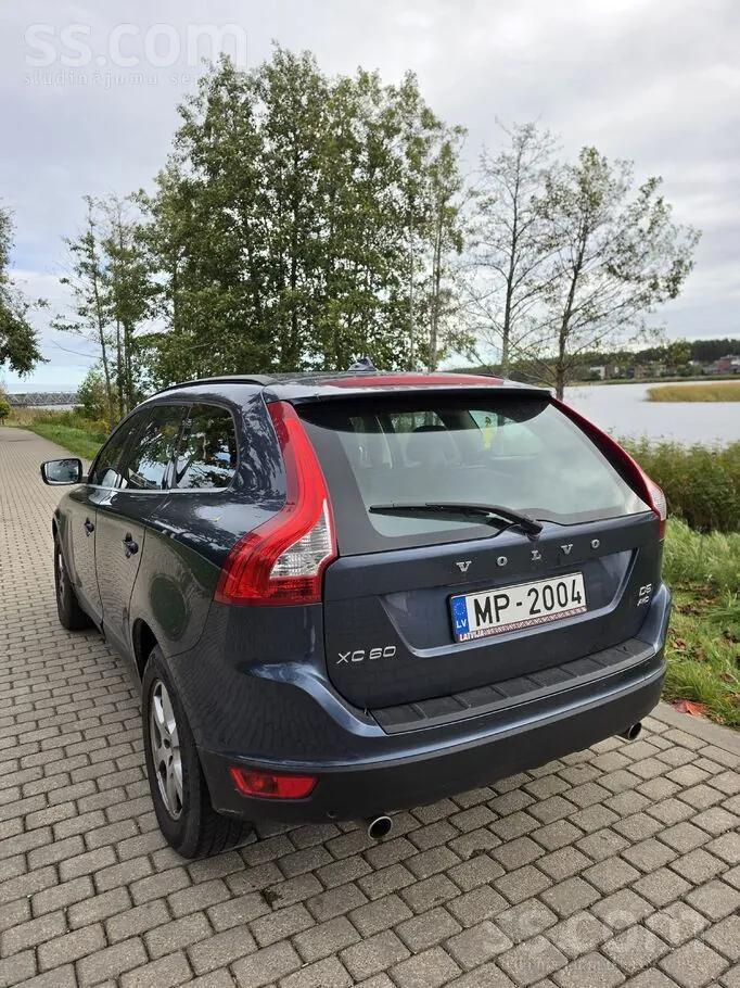 Volvo Xc60 2011 photo 2