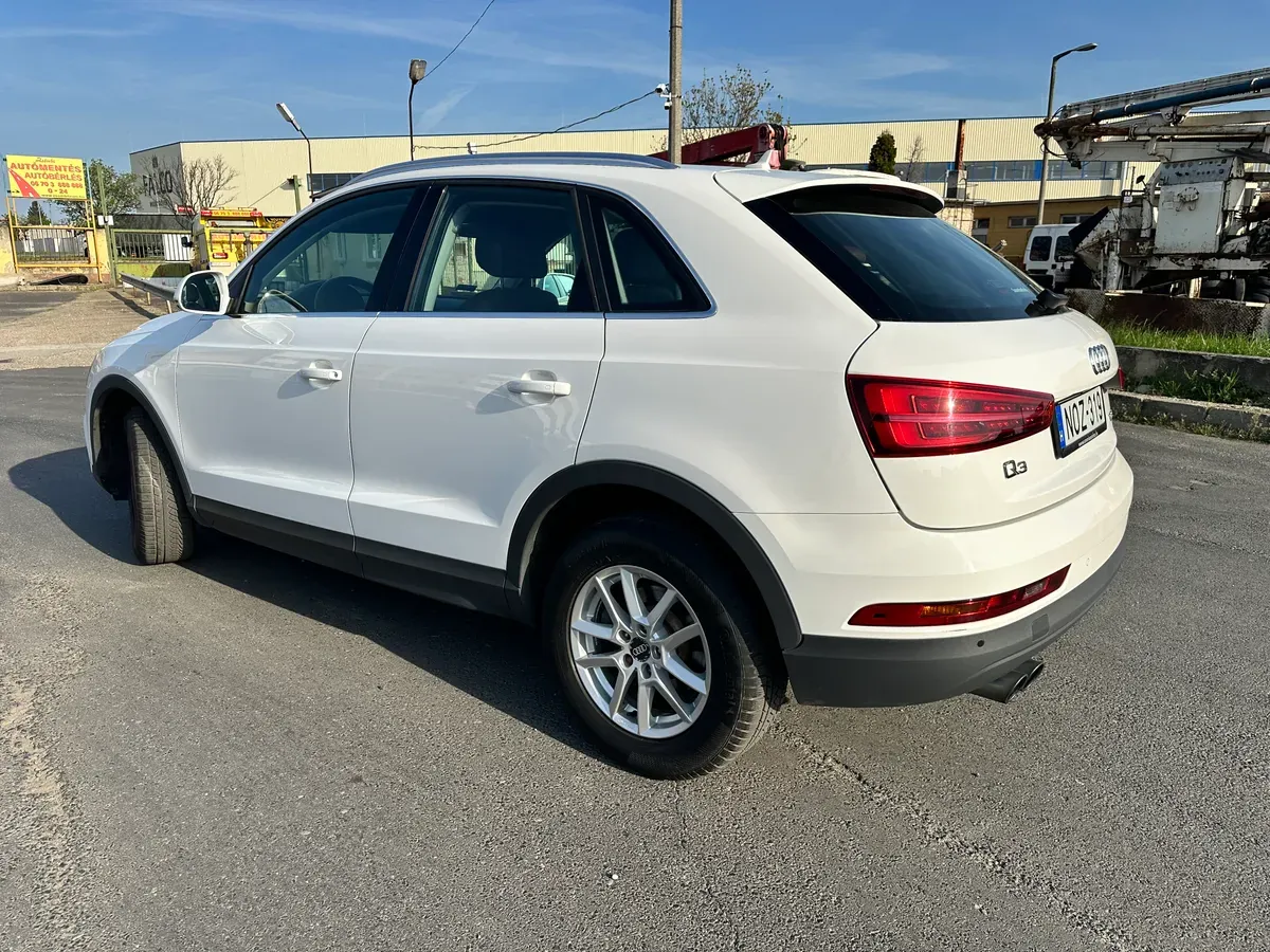 Audi Q3 2016 photo 3
