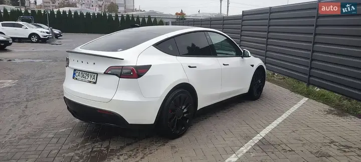 Tesla Model Y 2021 photo 5