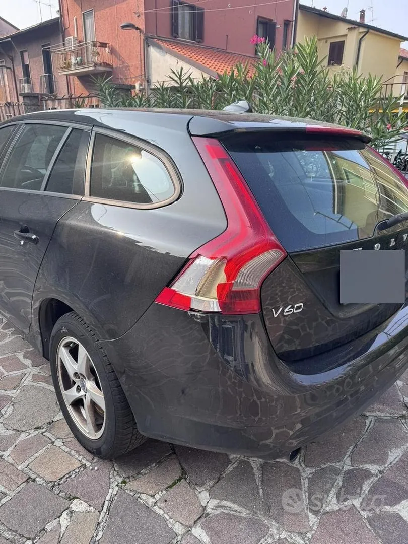 Volvo V60 2016 photo 5