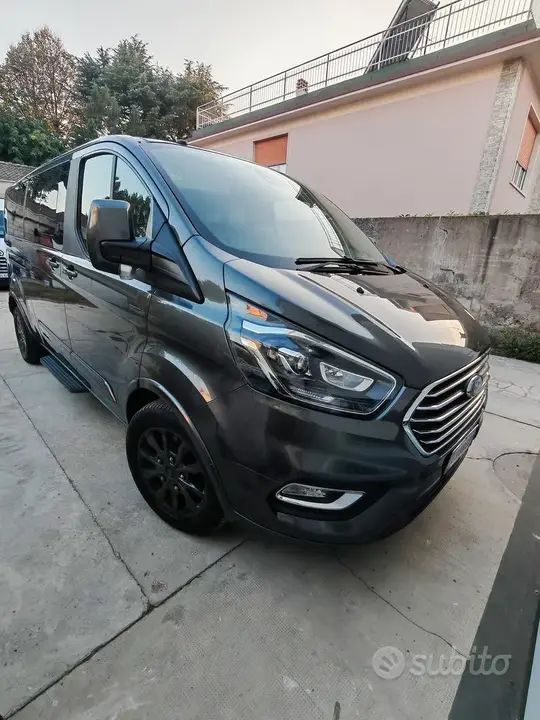 Ford Tourneo Custom 2018 photo 3