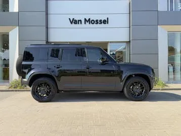 Land Rover Defender 2026 photo 3