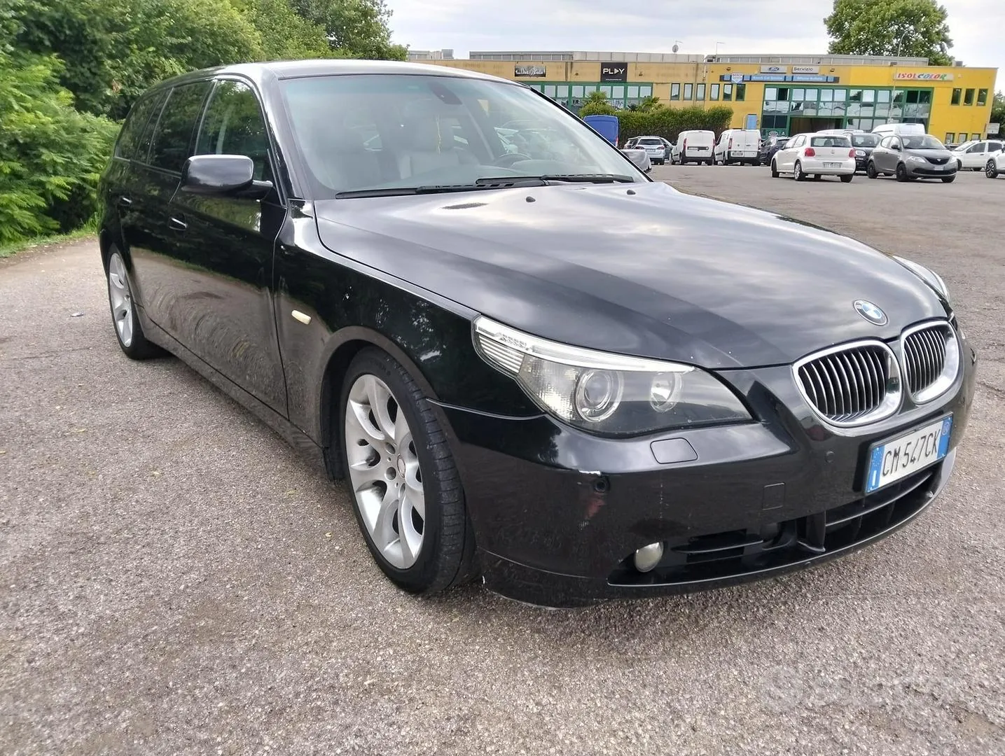 BMW 525