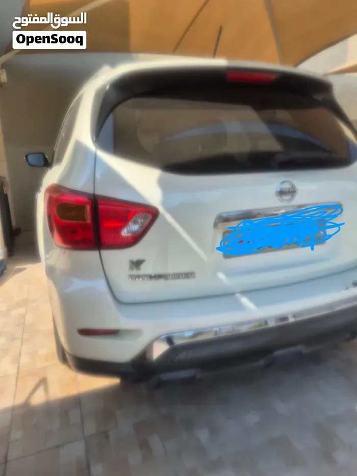 Nissan Pathfinder 2018 photo 2