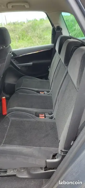 Citroen C4 Picasso 2009 photo 3