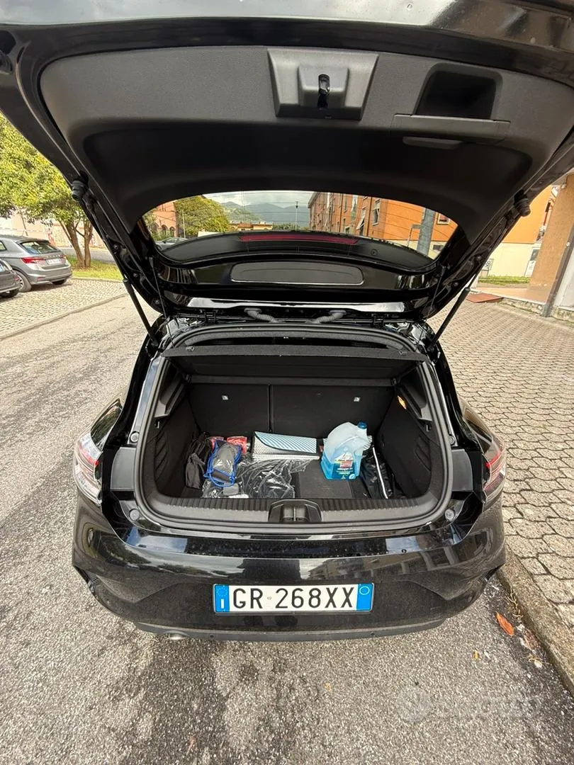 Renault Clio 2023 photo 4