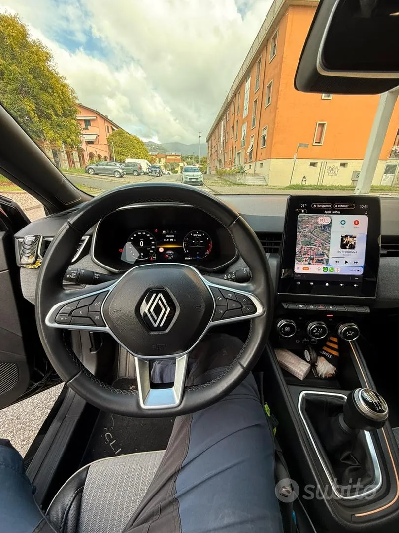 Renault Clio 2023 photo 3