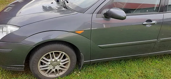 Ford Focus 2003 photo 3