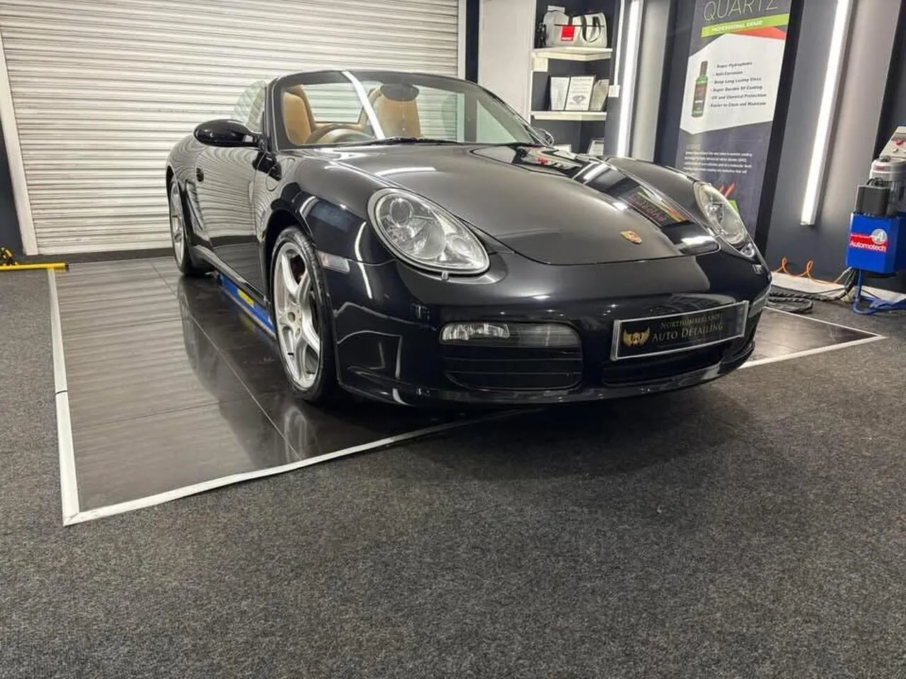 Porsche Boxster 2005 photo 2