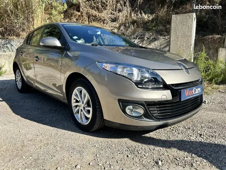 Renault Megane 2013 photo 3
