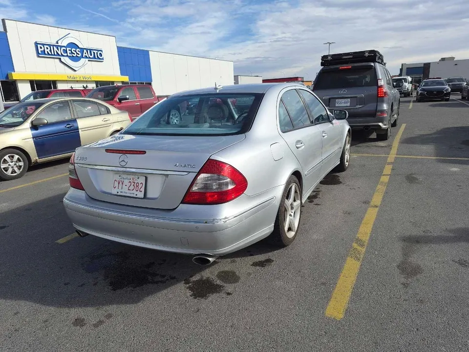 Mercedes-Benz E-Class 2009 photo 4