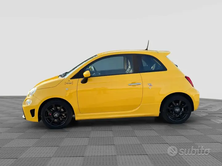 Abarth 595 2017 photo 2