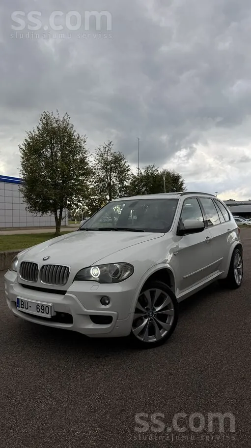 BMW X5 2008 photo 2