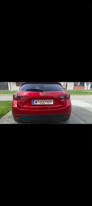 Mazda Mazda3 2015 photo 3
