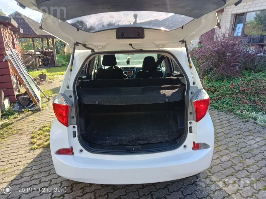 Toyota Verso-S 2012 photo 4