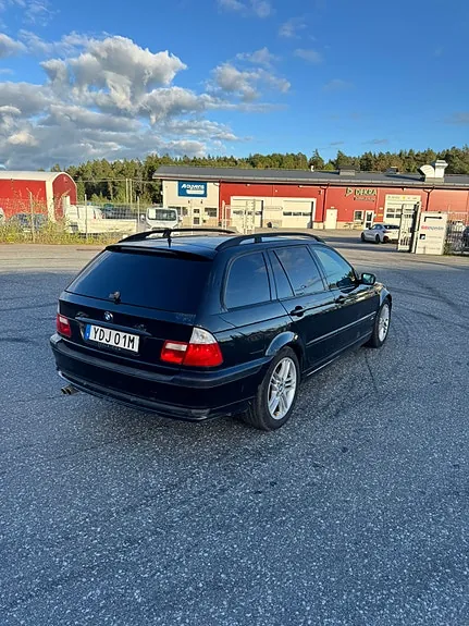 BMW 330I 2002 photo 4