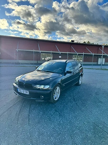 BMW 330I 2002 photo 2